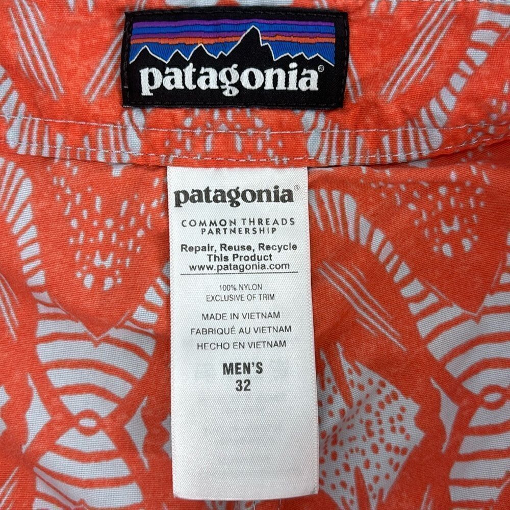 Patagonia Board Shorts Men’s Size 32 - Picture 7 of 10